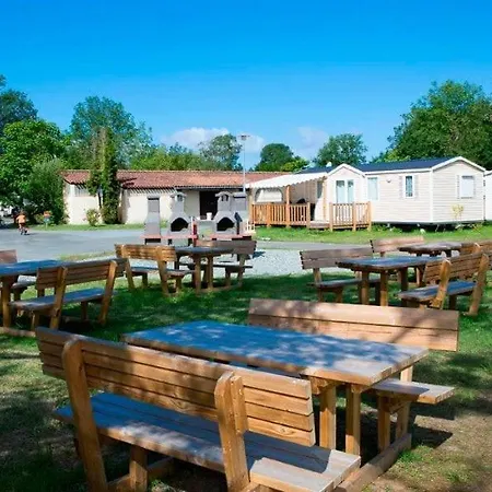 Les Catalpas De Royan - Aquatique Campingplads